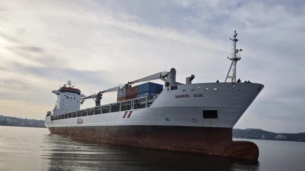 Llega a Cuba buque con 5.000 toneladas de ayuda humanitaria enviado por Venezuela