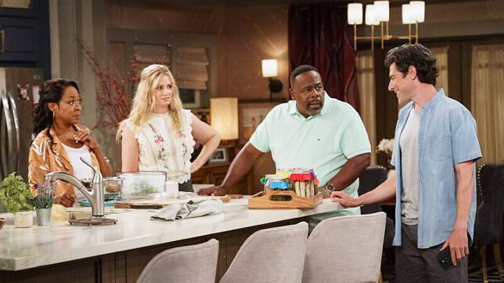 How Will 'The Neighborhood' End? Fans Have Their Predictions