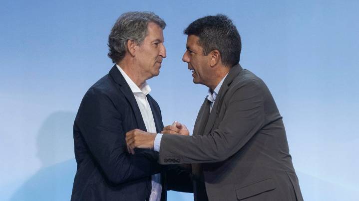 Feijoo intenta forzar al fin la salida de Mazón