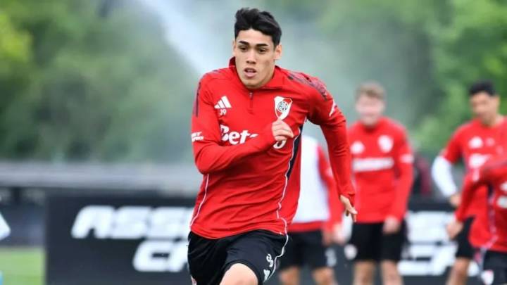 El representante de Lencina explicó la ausencia del joven en el Superclásico