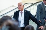 Senate appears polarized as health care subsidy cliff nears