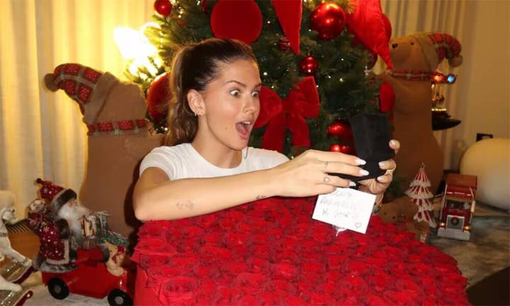 La China Suárez celebró su primer aniversario con Icardi y el regalo que recibió generó rumores