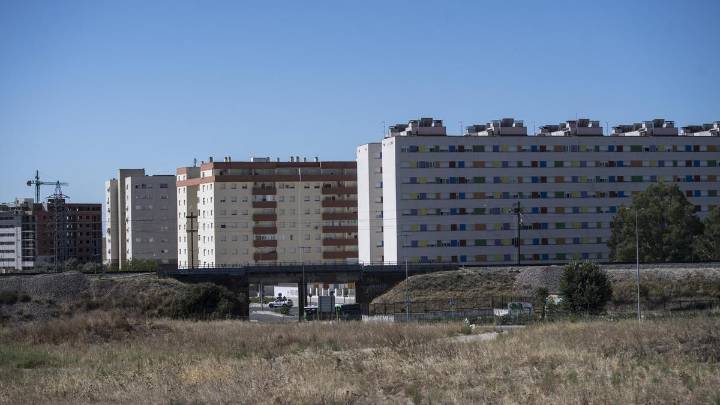 Un error urbanístico obliga a repetir la primera gran licitación del plan de vivienda 'Habita Extremadura'