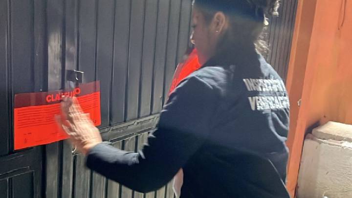 Clausuran fiesta de disfraces en ejido El Águila de Torreón; Más de 50 menores estaban consumiendo alcohol