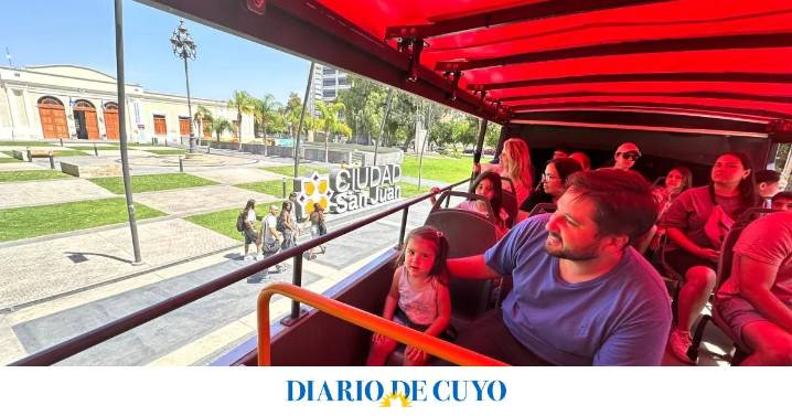 El City Tour gratuito por la Ciudad de San Juan, un éxito rotundo: ya viajaron 600 personas y el servicio continuará el domingo