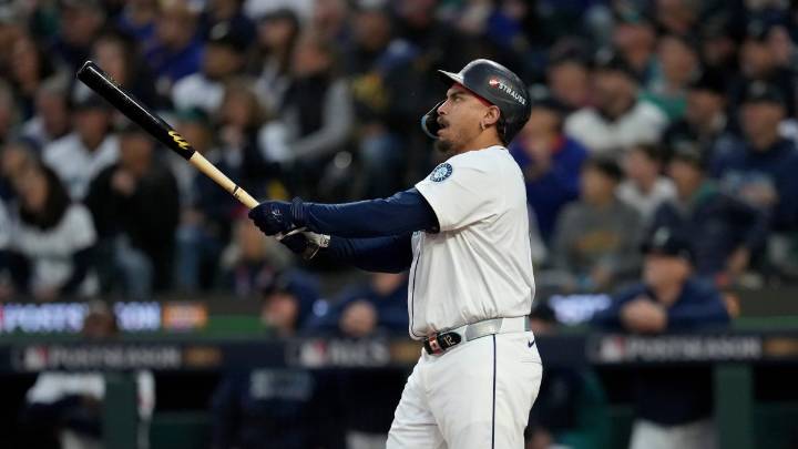 Seattle Mariners aseguran al primer agente libre de 2025 con Josh Naylor