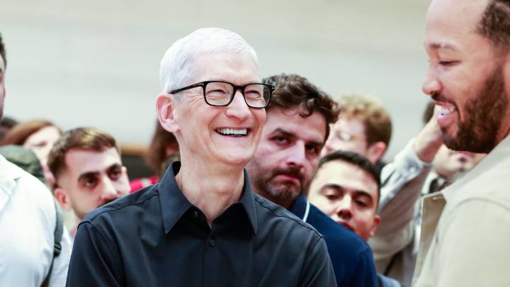 Tim Cook’s time at Apple could be coming to an end, report says