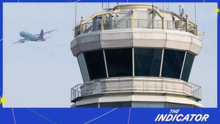 Can air traffic controllers keep calm and carry on — without pay? : The Indicator from Planet Money : NPR