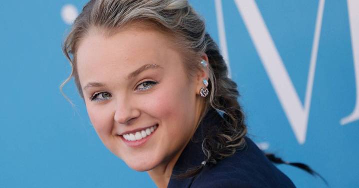 JoJo Siwa 'in excruciating pain' before being rushed to hospital with internal bleeding