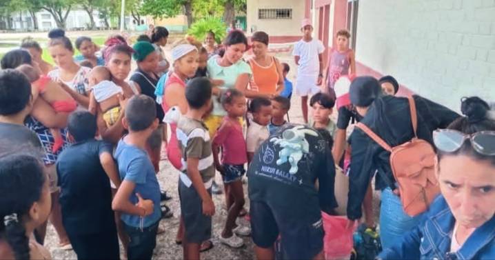 Empresaria estadounidense reúne ayuda para los niños del oriente cubano tras el huracán Melissa