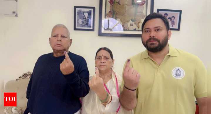 ‘Roti palatati rehni chahiye’: Lalu Yadav calls for ‘young government’ in Bihar; Rabri Devi takes ‘katta’ jab at BJP