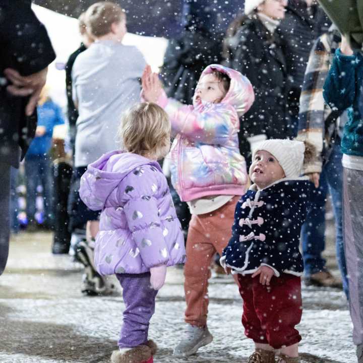 Come have a ‘Merrysville’ holiday weekend!