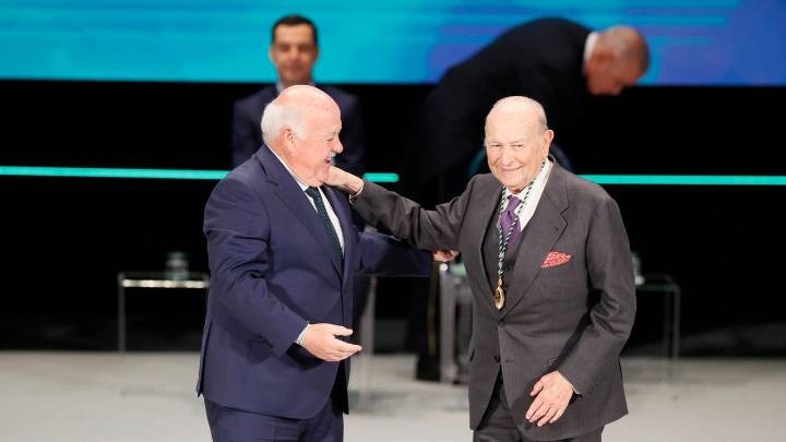 Muere en Jerez el rejoenador y ganadero Álvaro Domecq Romero