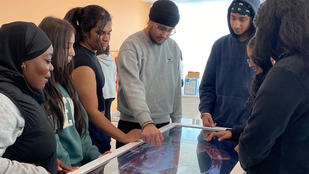 Younger-skewing co-op programs aim to spark teen interest in health care