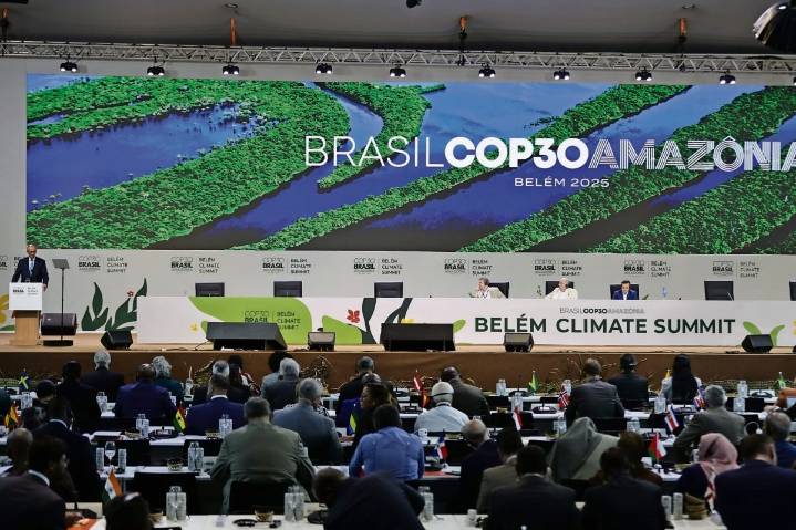 COP30: Borrador final de la cumbre climática no tiene hoja de ruta sobre combustibles fósiles