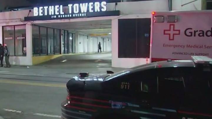 Possible shootout kills man, seriously injures another in Sweet Auburn, police say