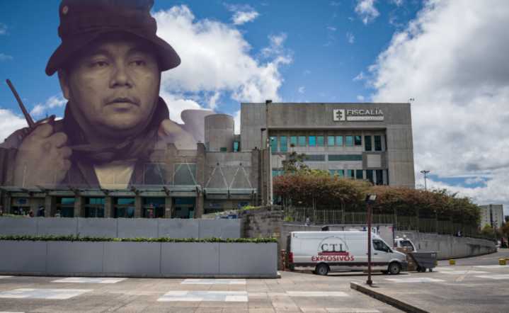 Fiscalía abre caso por indicios de infiltración criminal en inteligencia militar