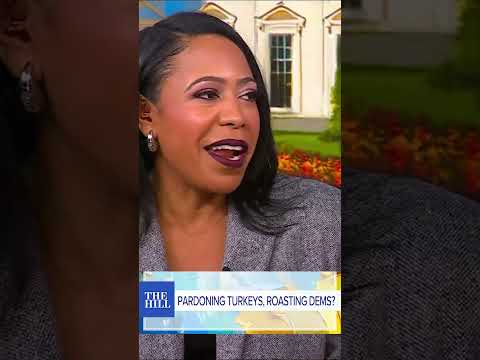 Trump TROLLS Schumer, Pelosi At Turkey Pardoning