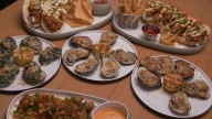 Lucky Lou’s Raw Bar in Deerfield Beach offers variety of oyster