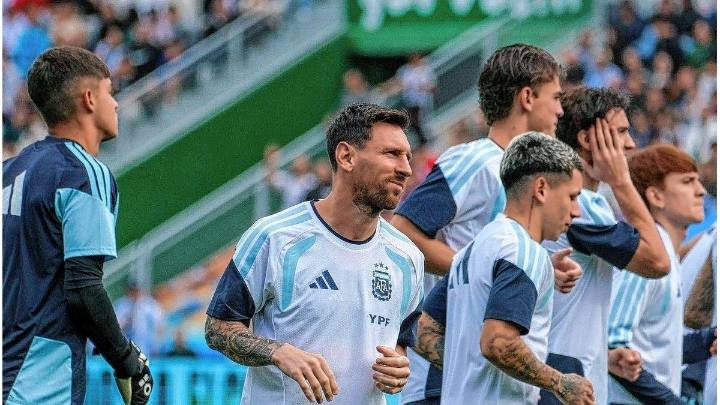 La práctica de la Selección Argentina convocó a más de 20000 hinchas
