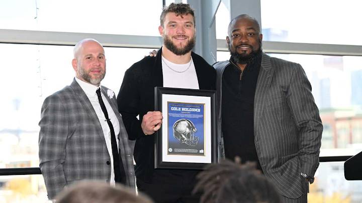 Holcomb honored for his strength through trying times