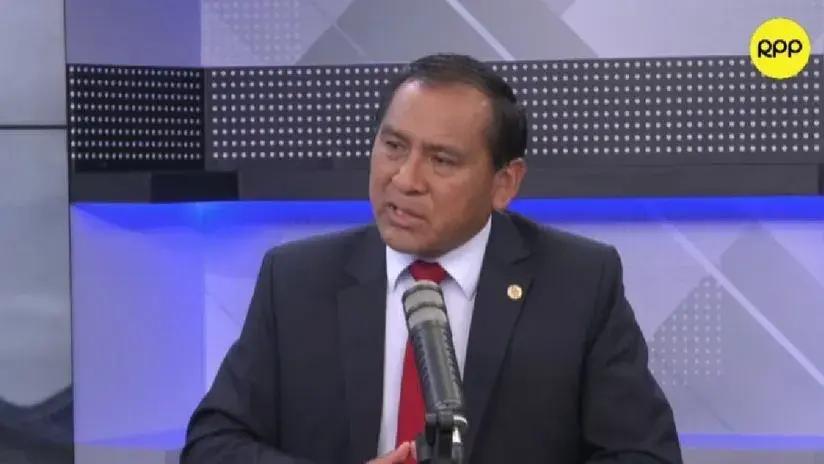 Vladimir Cerrón apelaría a estrategias en redes sociales si sigue prófugo durante campaña, dice Flavio Cruz