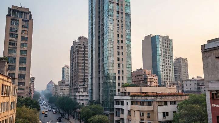 Boy, 5, falls to death from 22nd-floor balcony after door auto