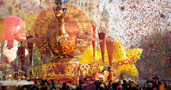 The top photos of the day by AP's photojournalists