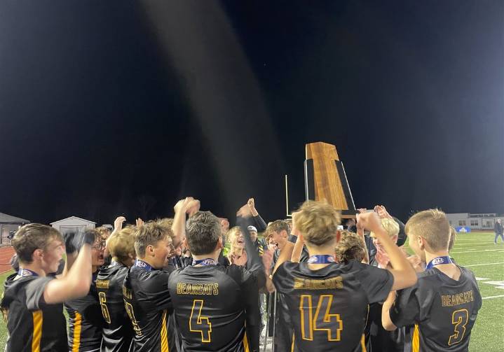 Moessner connection lifts Bentworth boys soccer to 1st state title, undefeated season