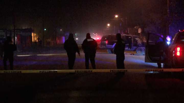 Atacan a dos hombres dentro de una vivienda en la colonia El Vidrio, uno murió en el lugar