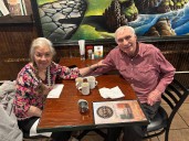 Veterans share stories, gratitude over free lunch at Staten Island eatery