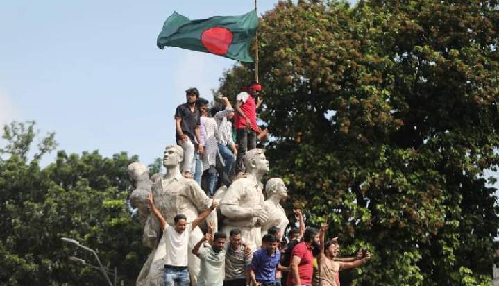 Explosive Claims Rock Dhaka; Ex-Minister Points Finger At US Aid Giant, Clintons In Hasina’s Downfall