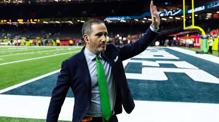 Will Jaelan Phillips get contract extension? Eagles GM Howie Roseman gives definitive answer