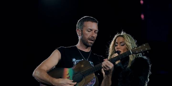 El sentido mensaje de Tini Stoessel a Chris Martin tras acompañarla en su show: “Gracias a Dios por estar en mi vida”