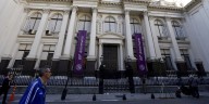 El BCRA pagará un vencimiento de USD 1.000 millones con reservas y crece la presión sobre las metas con el FMI