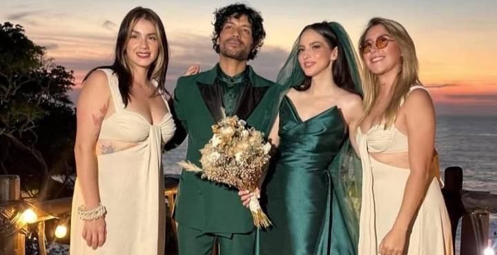 Tres vestidos y fuegos artificiales: la espectacular boda de Paty Cantú y Christian Vázquez