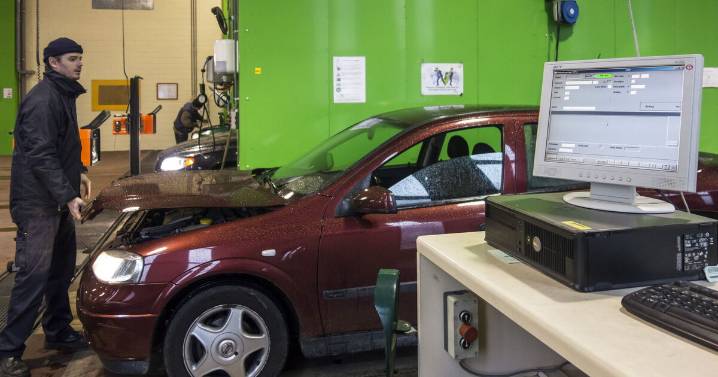 MOT centres to spy on drivers' mileage under Rachel Reeves pay