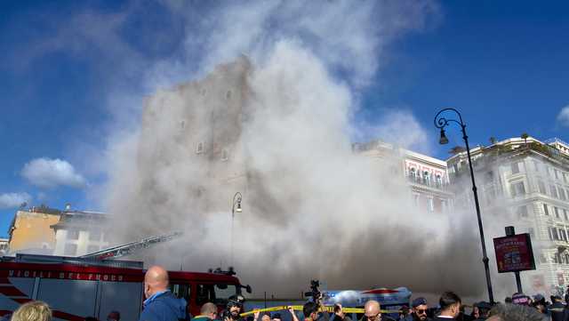 Medieval Torre dei Conti collapses during renovation