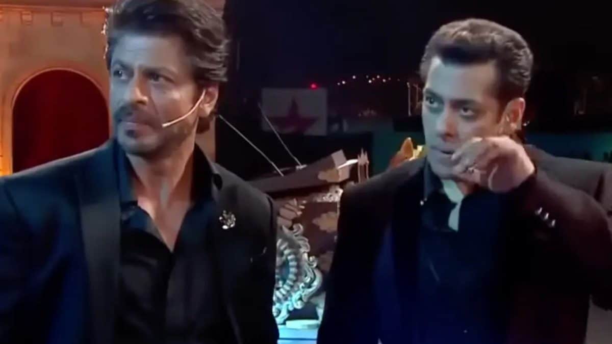 Astrologer Predicts Dramatic Career Shifts For Shah Rukh Khan, Salman Khan In 2026: ‘Unka Samay...’