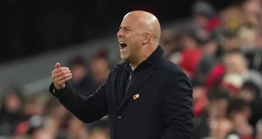 A pesar de calendario favorable en Liga Premier, peligra defensa del título del Liverpool