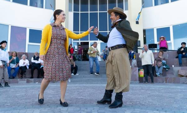 Festejos por el Día de la Tradición en Rawson