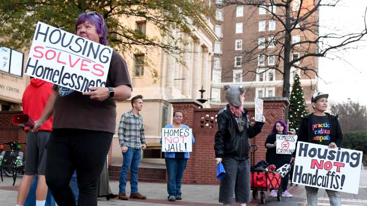 Greenville City Council oks public camping ban with amendments