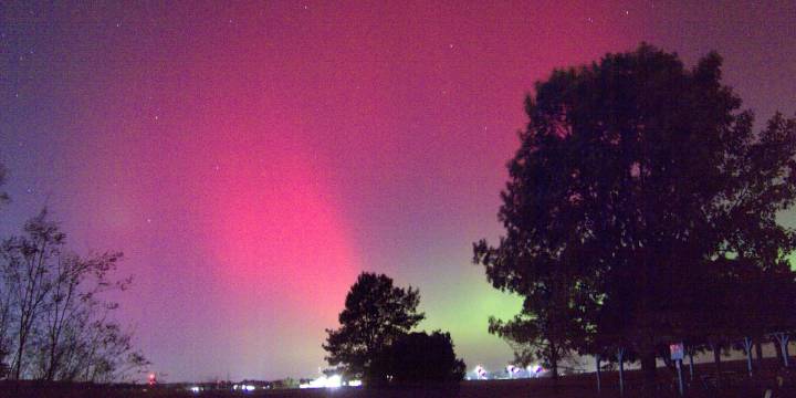 Northern Lights put on a show over Central Illinois