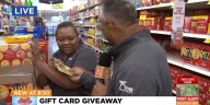 Surprise Squad hands out gift cards to Phoenix shoppers ahead of Thanksgiving
