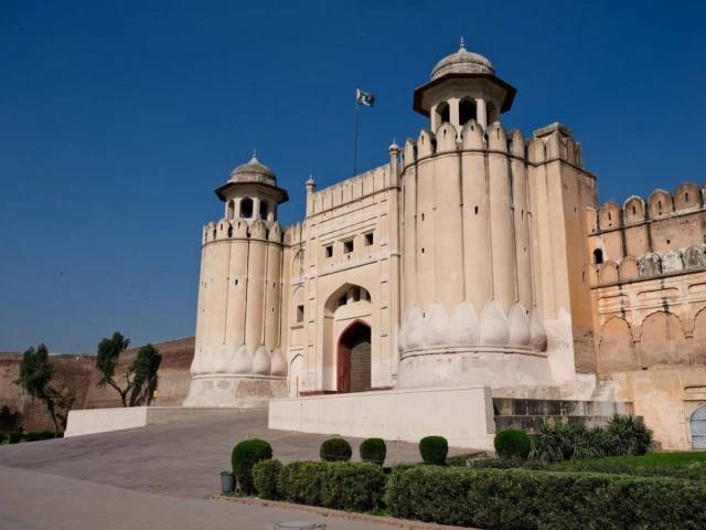 Hidden Mughal chambers rediscovered under Lahore Fort after centuries