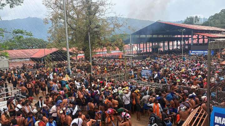 Spot booking halted in Pampa, Erumeli and Chengannur amid massive pilgrim rush in Sabarimala