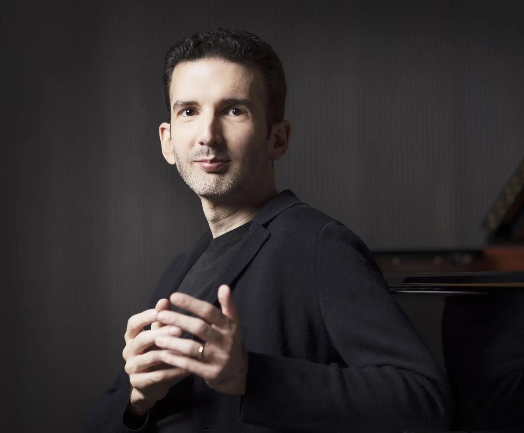 Emmanuel Despax: Magistral pianista francés debuta en Lima tras intensa gira por Asia