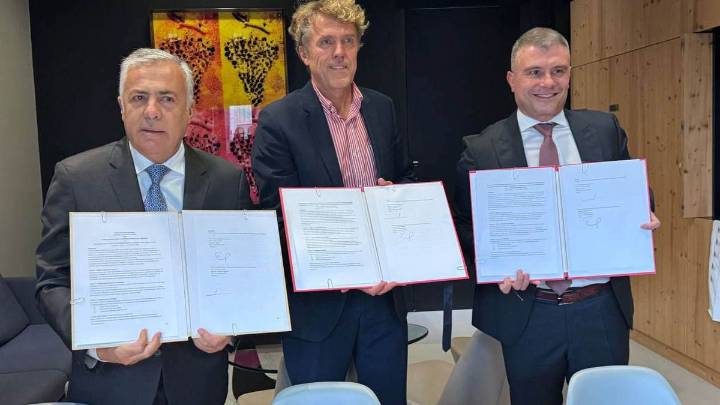 Alfredo Cornejo consideró clave para la proyección de Mendoza el convenio entre Godoy Cruz y Burdeos