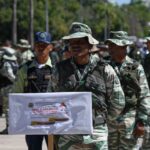 Maduro presenta plan de defensa “calle por...