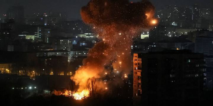 Rusia lanzó un ataque masivo con misiles y drones contra Kiev: al menos cuatro muertos y decenas de heridos